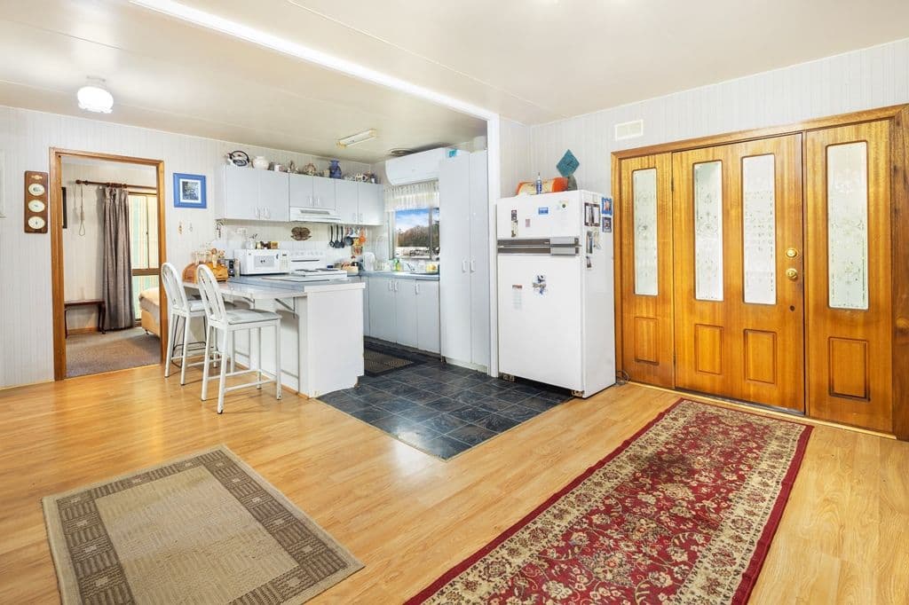10 Steetley Lane, Mount Egerton VIC 3352, Mount Egerton - Thumbnail 4