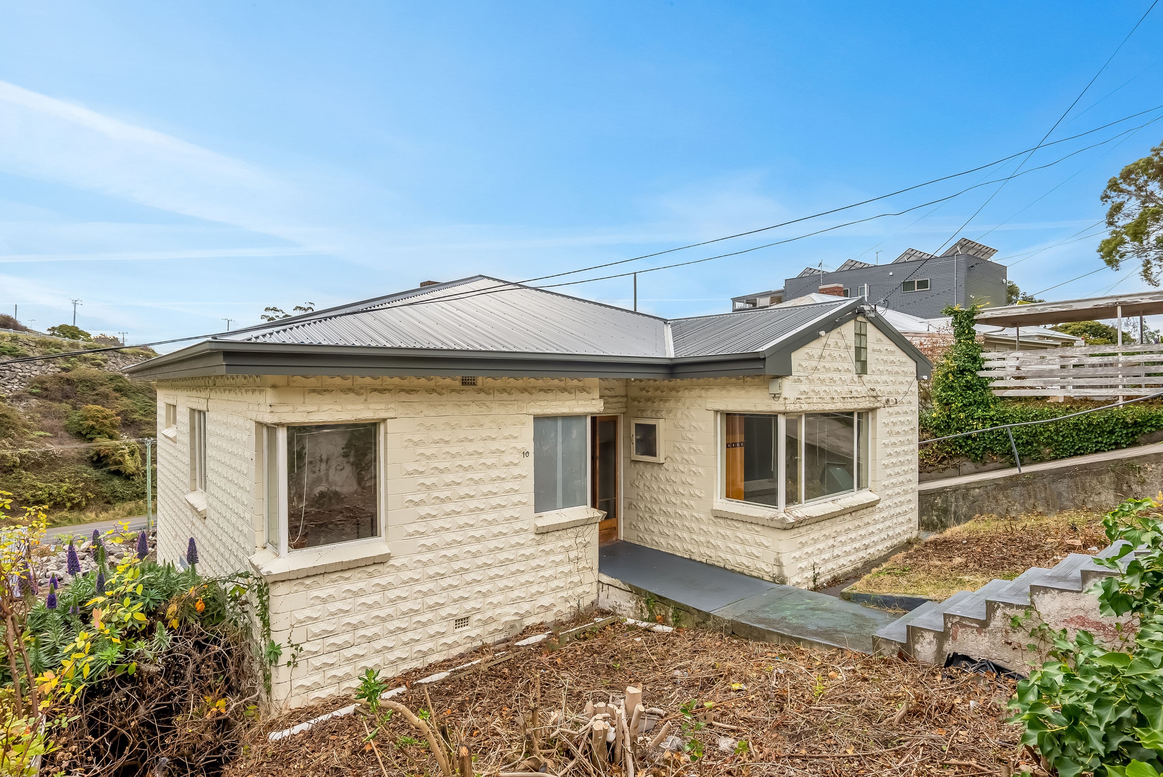 10 Baintree Avenue, Dynnyrne TAS 7005, Dynnyrne - Thumbnail 2