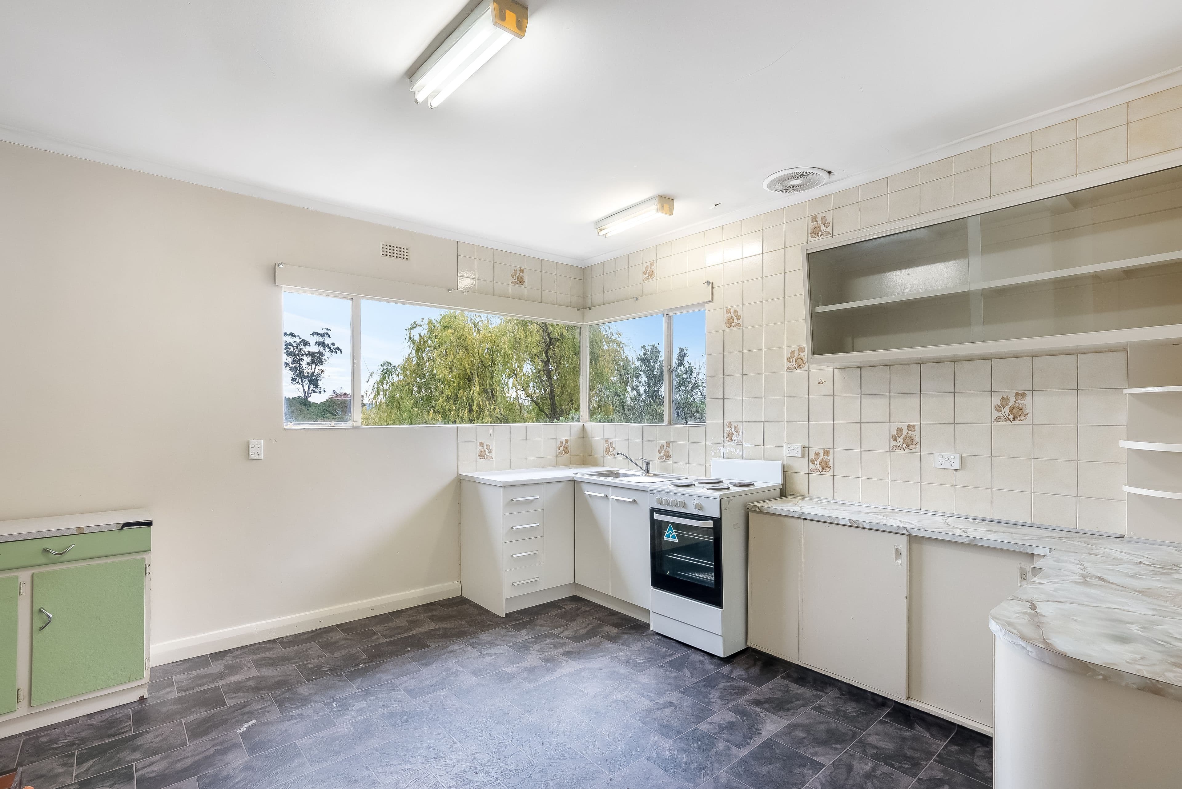 10 Baintree Avenue, Dynnyrne TAS 7005, Dynnyrne - Thumbnail 7
