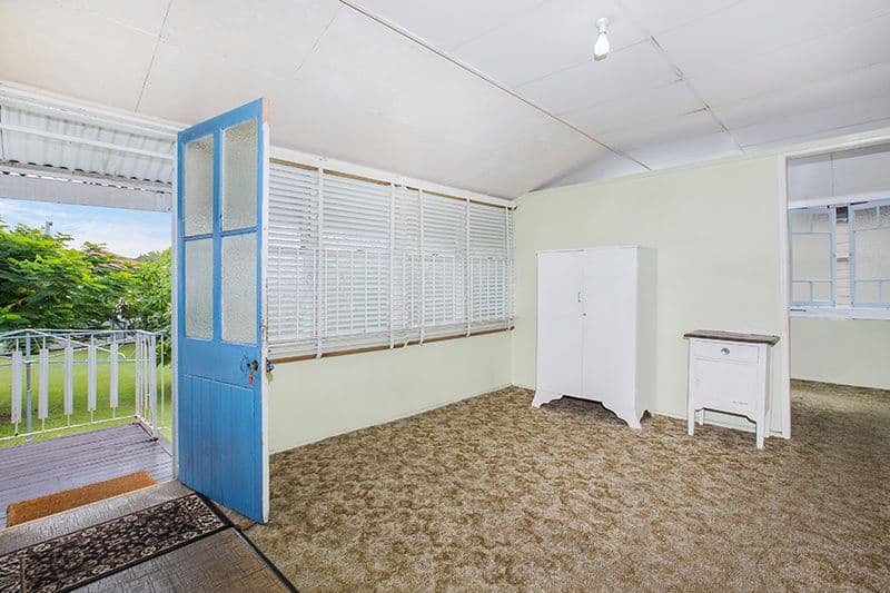 35 Salstone Street, KANGAROO POINT QLD 4169, Kangaroo Point - Thumbnail 3