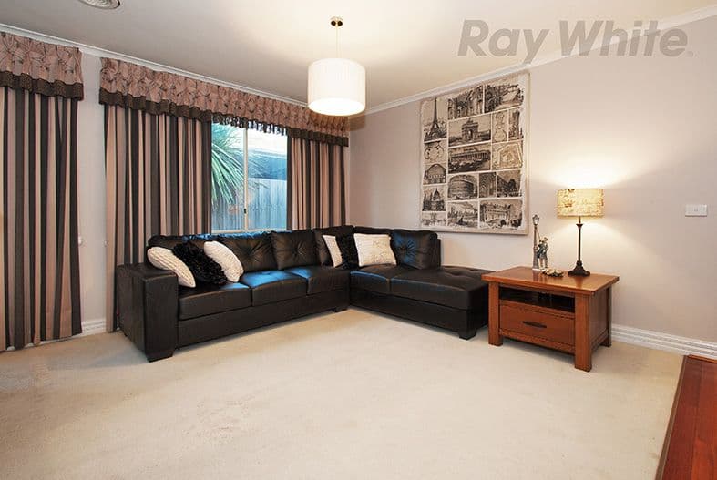 9 AMBLESIDE Close, Mooroolbark VIC 3138, Mooroolbark - Thumbnail 5