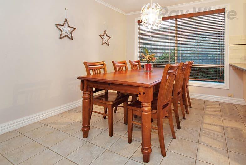 9 AMBLESIDE Close, Mooroolbark VIC 3138, Mooroolbark - Thumbnail 8
