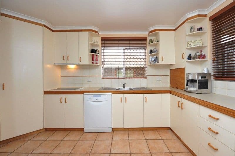 5 Dumba Street, HARRISTOWN QLD 4350, Harristown - Thumbnail 6