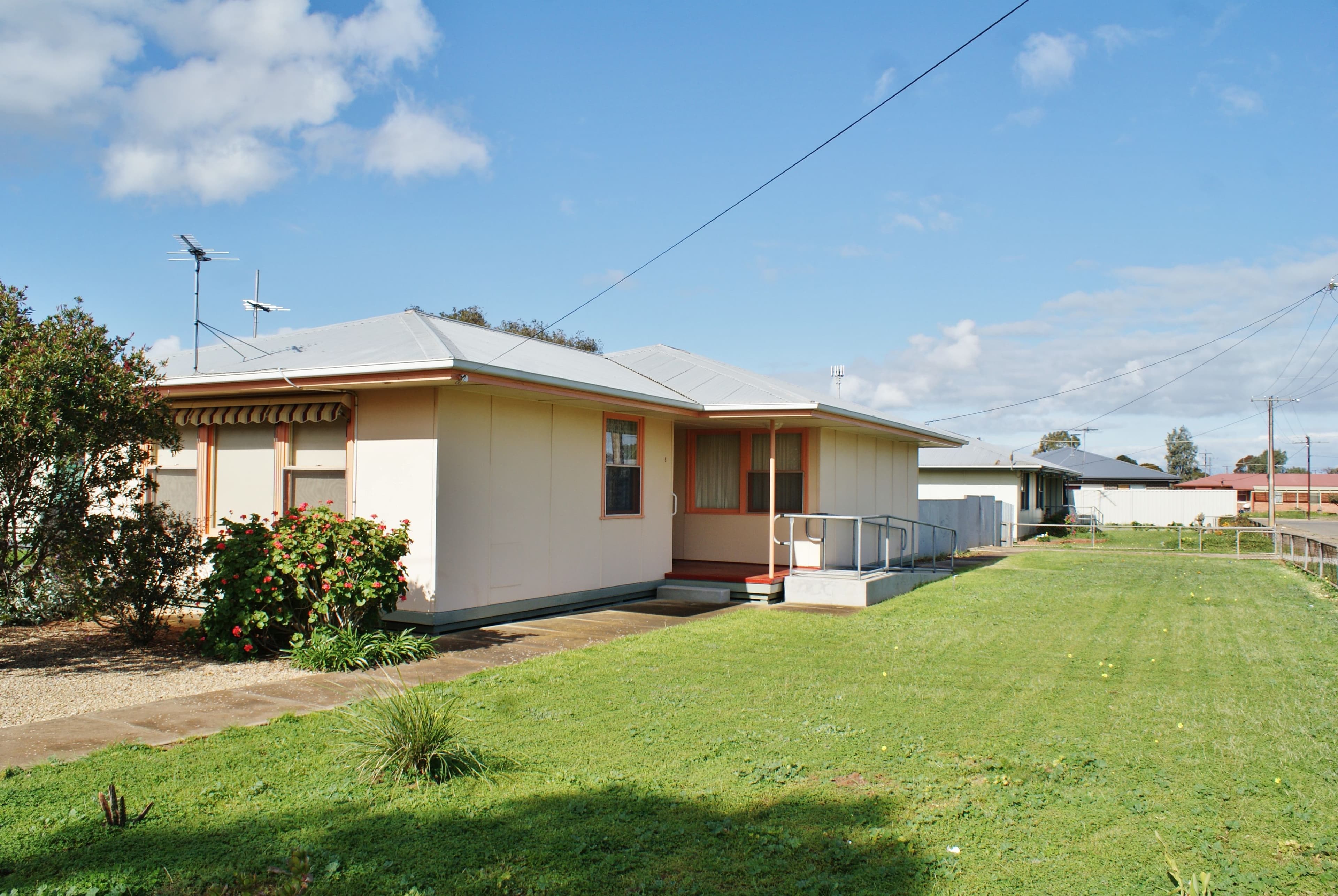 8 Peart Crescent, Murray Bridge SA 5253, Murray Bridge - Image 1