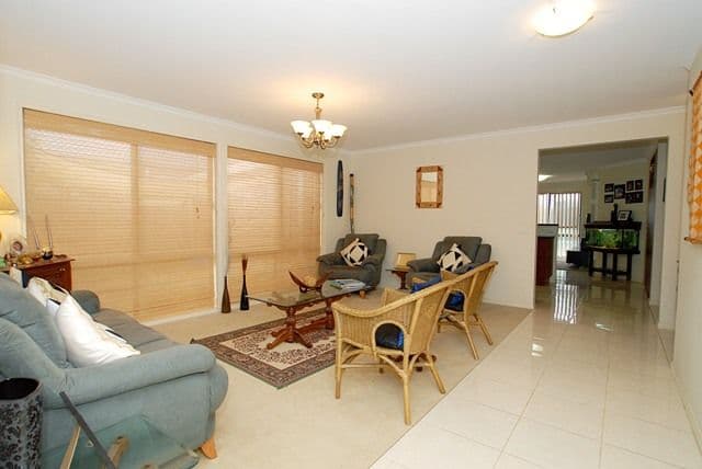 14 Peppermint Crescent, WYNDHAM VALE VIC 3024, Wyndham Vale - Thumbnail 2