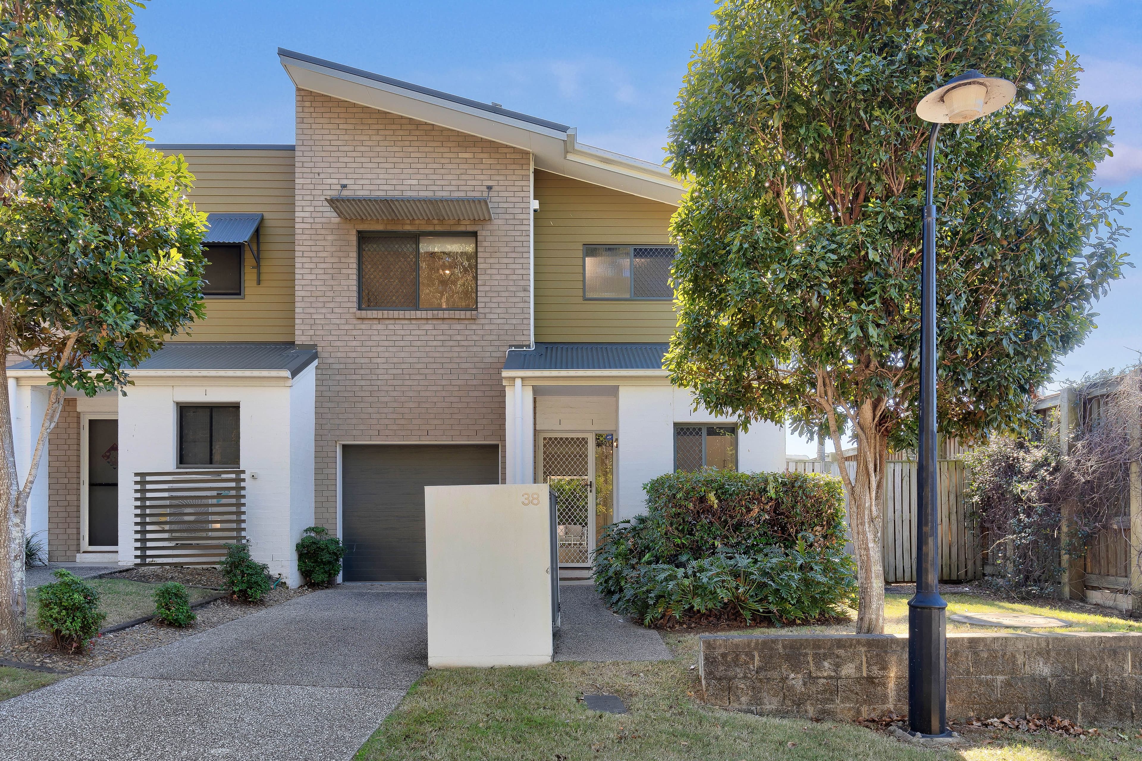 37 Slobodian Avenue, Eight Mile Plains QLD 4113, Eight Mile Plains - Image 1