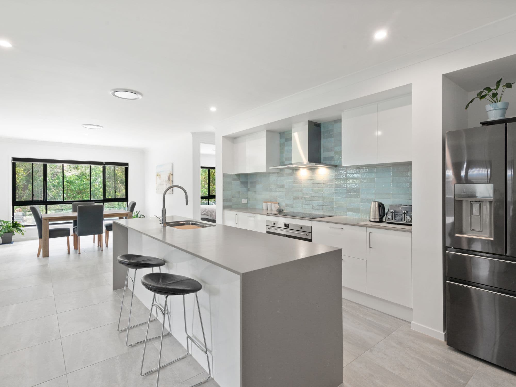 60 Cyclades Crescent, Currumbin Waters QLD 4223, Currumbin Waters - Thumbnail 8