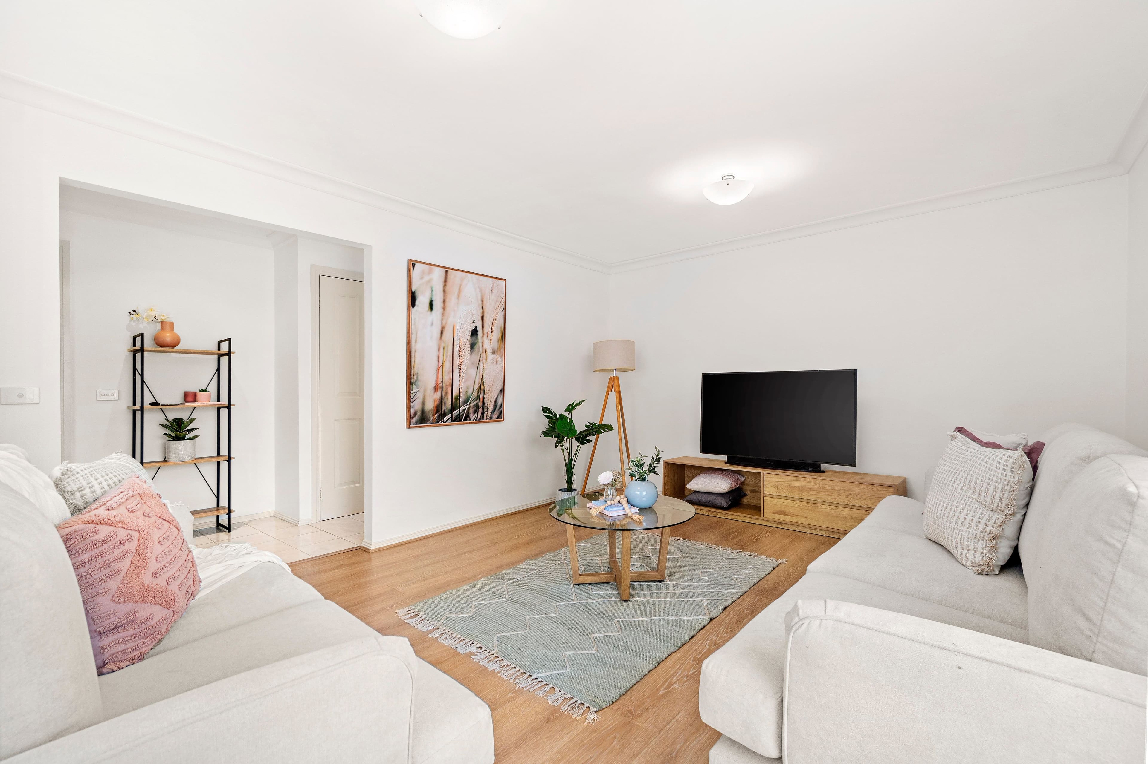 8 Pach Road, Wantirna South VIC 3152, Wantirna South - Thumbnail 2