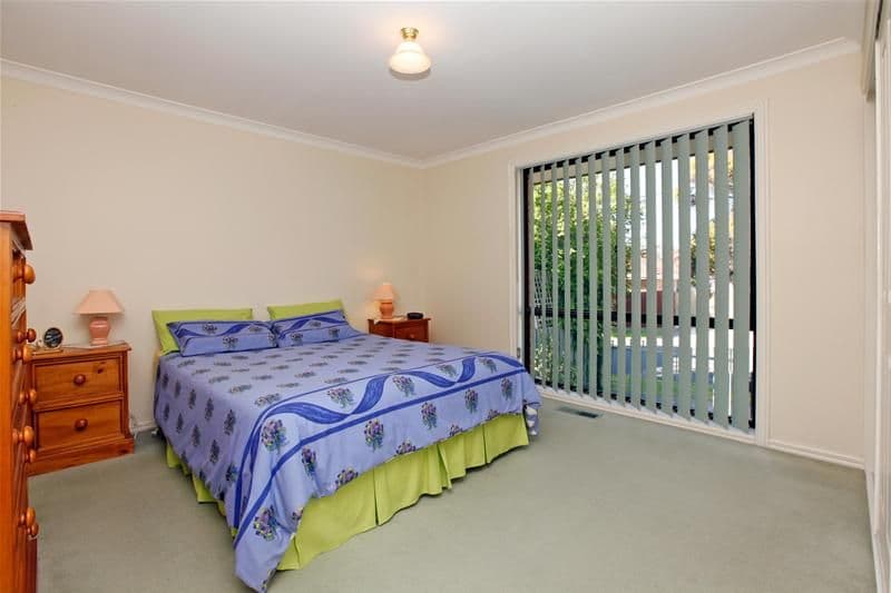 129 Boldrewood Parade, RESERVOIR VIC 3073, Reservoir - Thumbnail 5