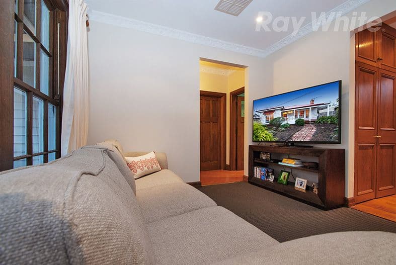 15 MIMOSA Avenue, Kilsyth VIC 3137, Kilsyth - Thumbnail 4