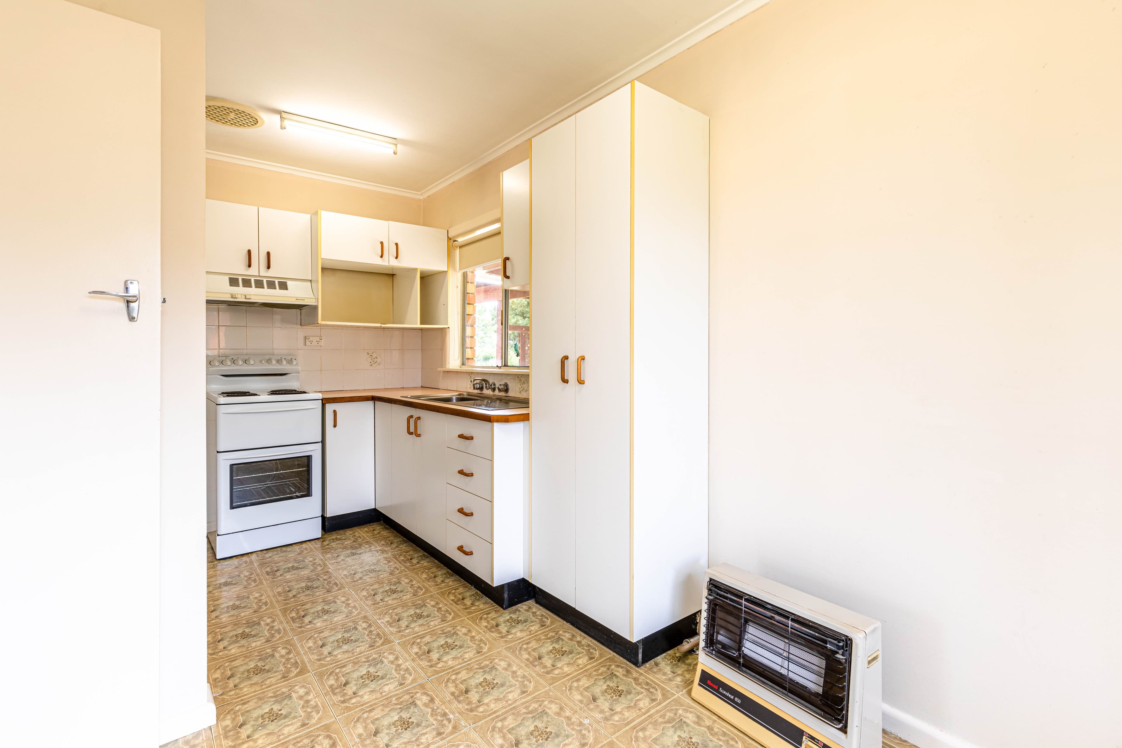 8 Gilchrist Street, Blayney NSW 2799, Blayney - Thumbnail 3