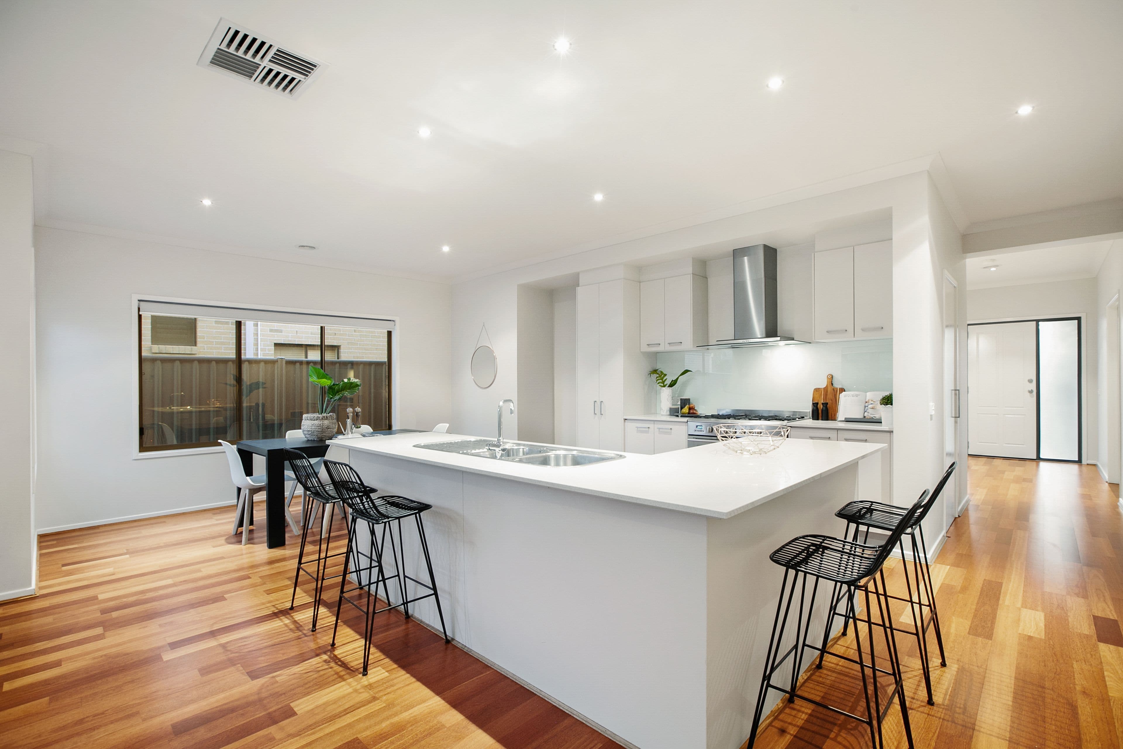 12 Barmah Drive, South Morang VIC 3752, South Morang - Thumbnail 4