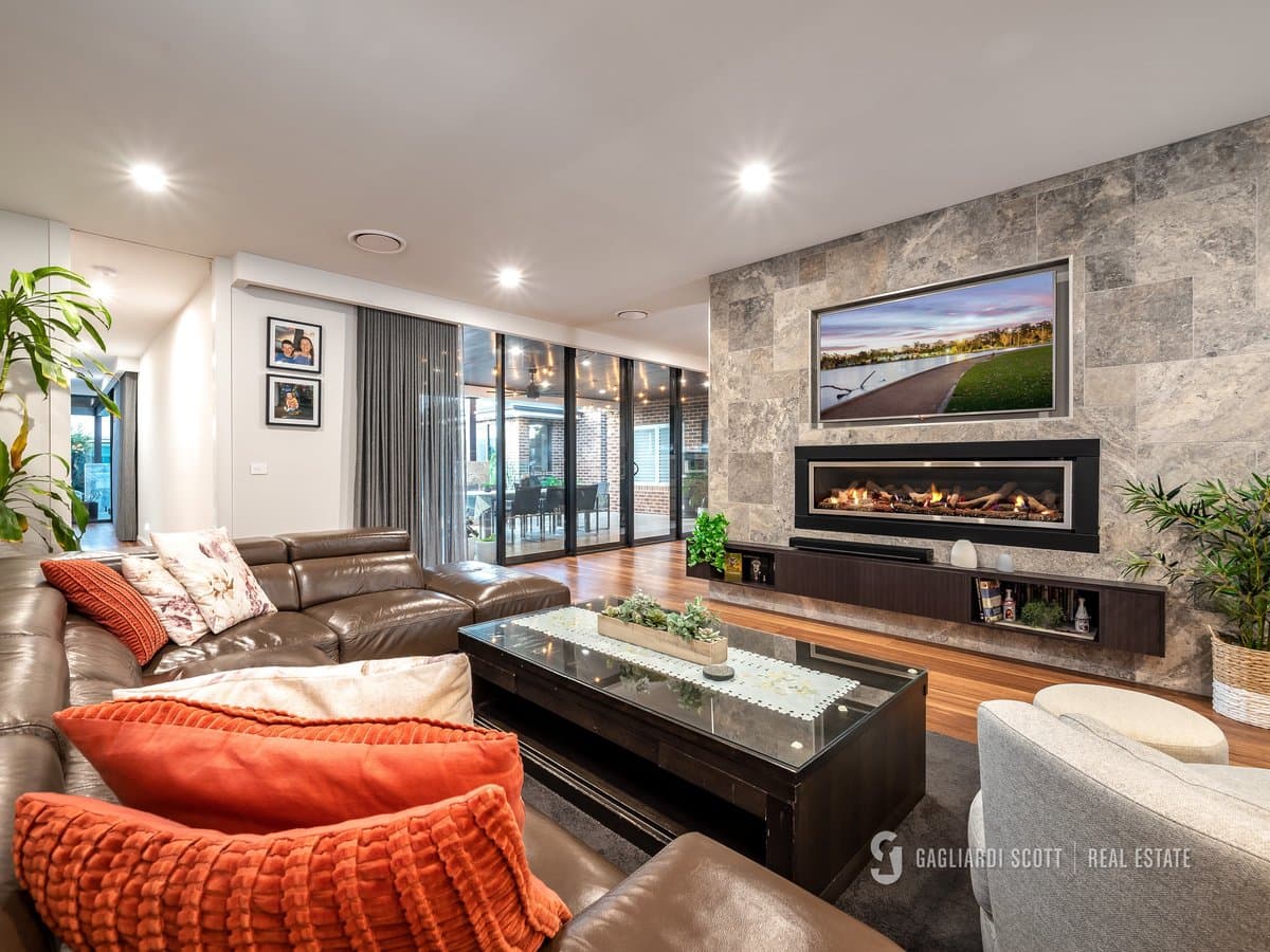 16 Cockatoo Crescent, Kialla, Kialla - Thumbnail 8
