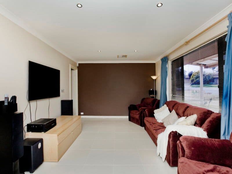 19 Venture Rise, BALLAJURA WA 6066, Ballajura - Thumbnail 4