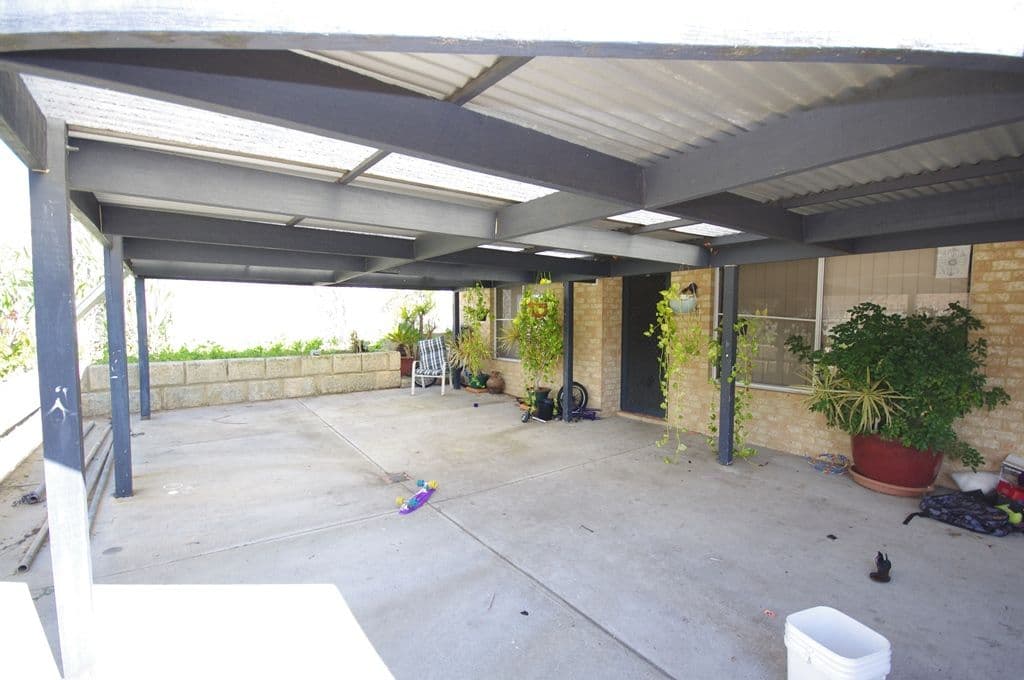 36 Amos Road, WANNEROO WA 6065, Wanneroo - Thumbnail 2