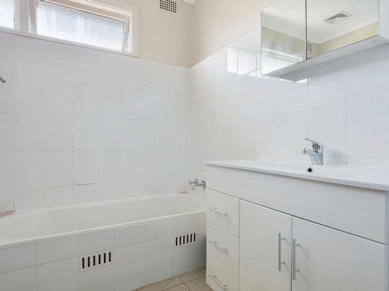 44 Julie Street, Blacktown NSW 2148, Blacktown - Thumbnail 4