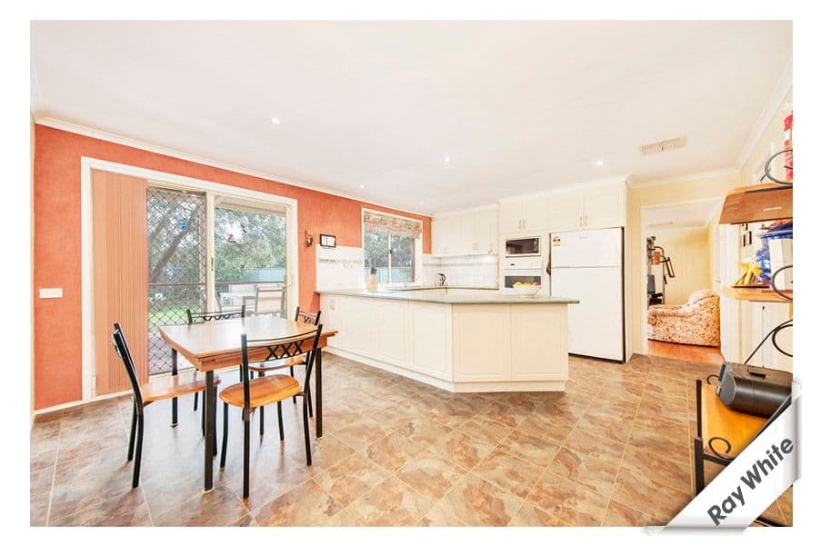 7 Corbin Place, Macgregor ACT 2615, Macgregor - Thumbnail 2