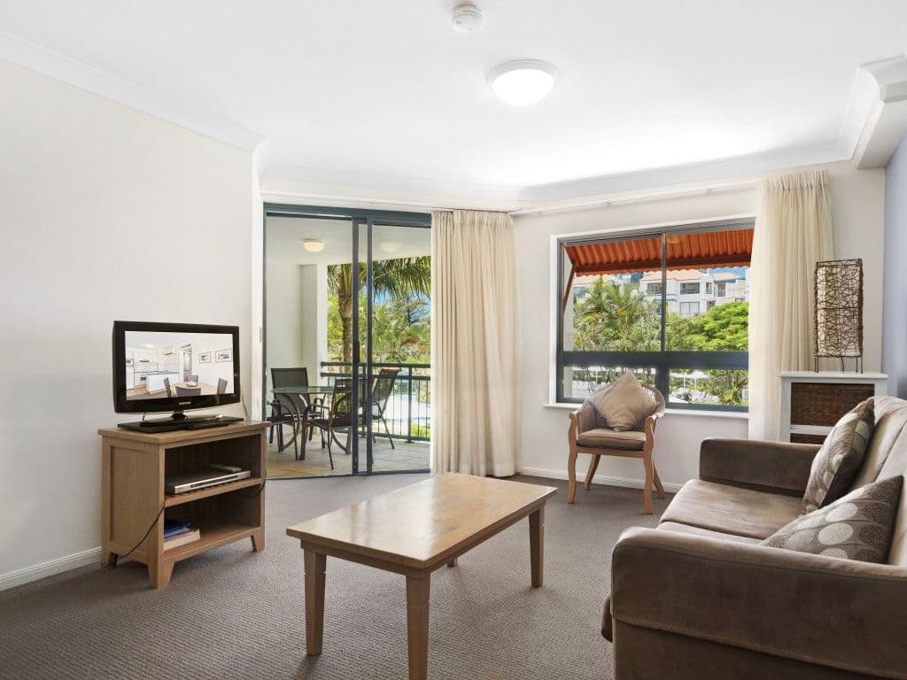 99 Griffith Street 'Calypso', Coolangatta QLD 4225, Coolangatta - Thumbnail 2