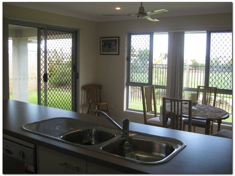 28 Ribbonwood Street, SIPPY DOWNS QLD 4556, Sippy Downs - Thumbnail 4