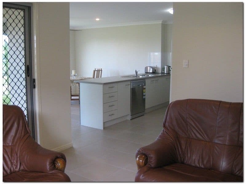 28 Ribbonwood Street, SIPPY DOWNS QLD 4556, Sippy Downs - Thumbnail 7