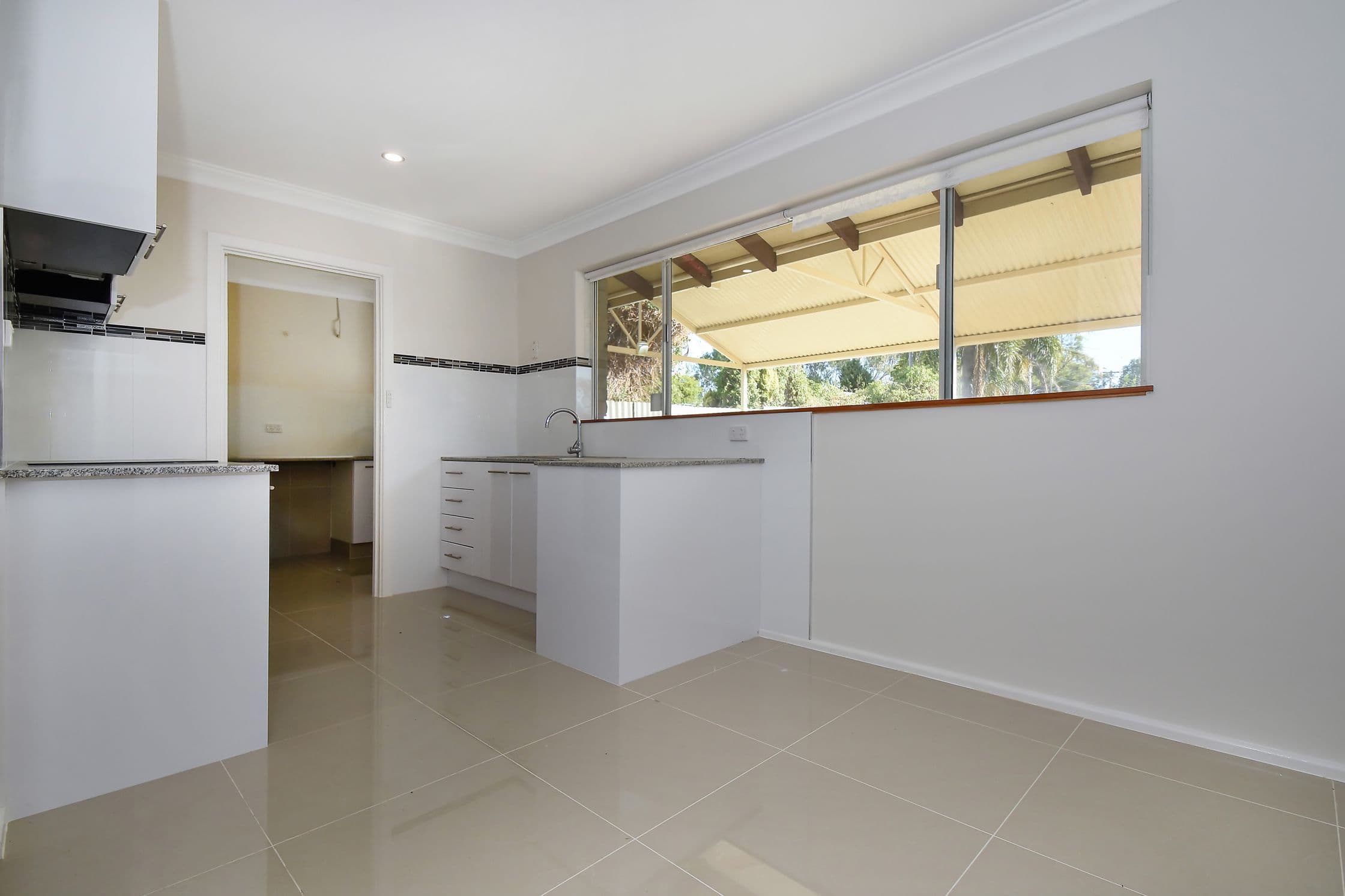 6 Nanovich Avenue, Girrawheen WA 6064, Girrawheen - Thumbnail 7