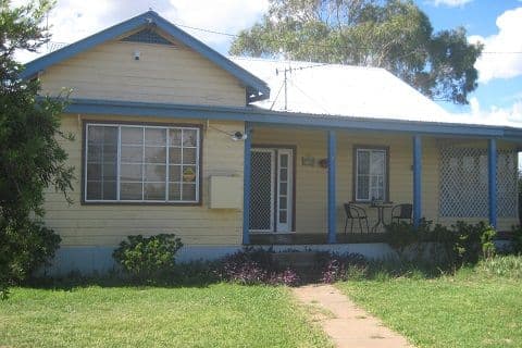 8 Aberford Street, Coonamble - Image 1