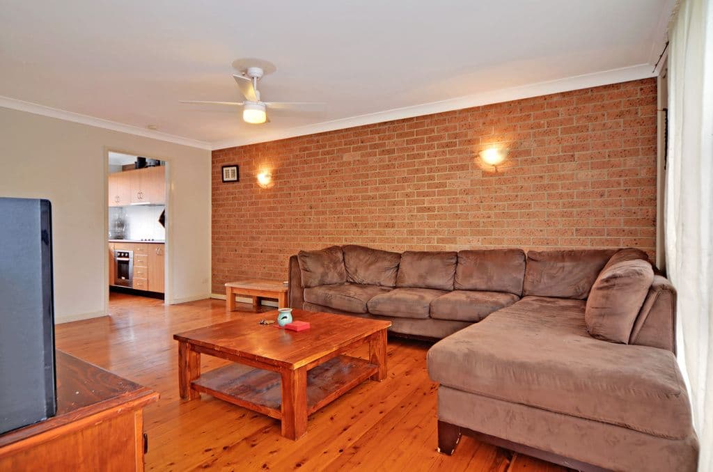 36 Roberts Avenue, Barrack Heights NSW 2528, Barrack Heights - Thumbnail 2