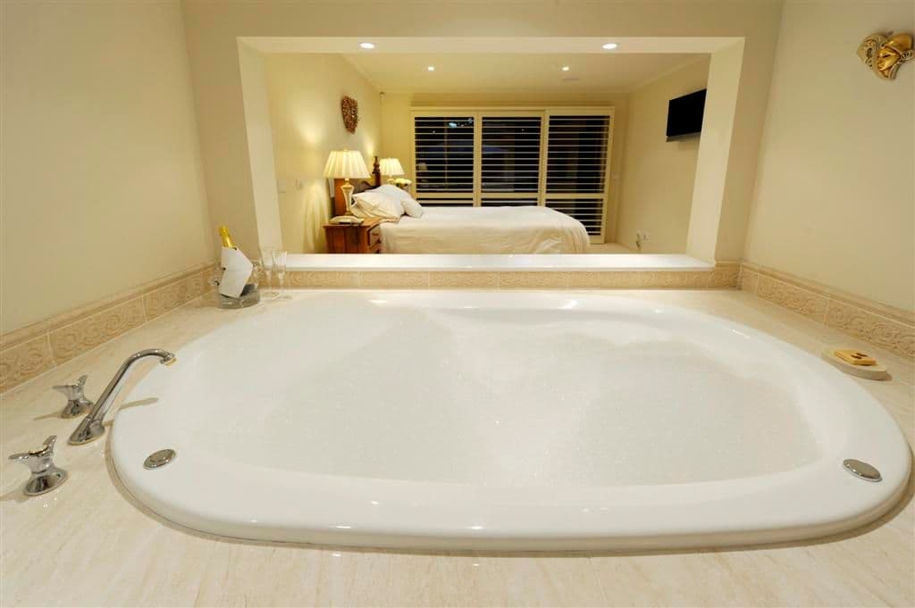 14 Beach Road, LEMON TREE PASSAGE NSW 2319, Lemon Tree Passage - Thumbnail 3