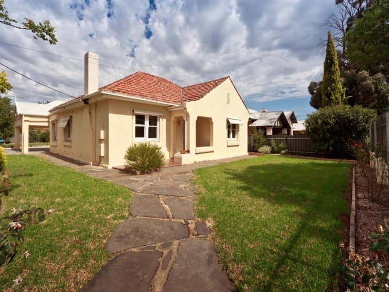 61 The Grove, Lower Mitcham - Image 1