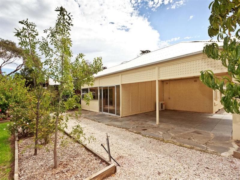 61 The Grove, Lower Mitcham - Thumbnail 5