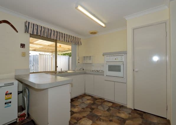 51a Lakemba Way, WAIKIKI WA 6169, Waikiki - Thumbnail 2