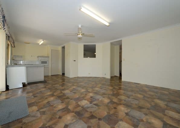51a Lakemba Way, WAIKIKI WA 6169, Waikiki - Thumbnail 8