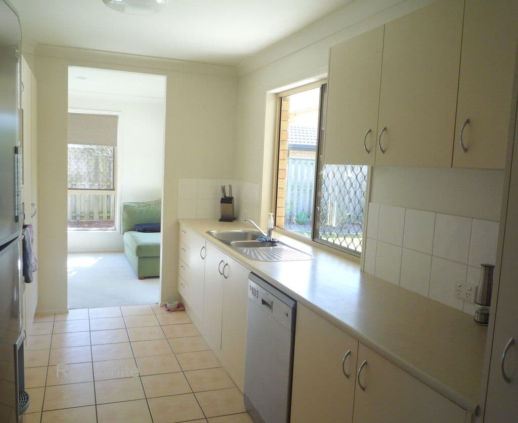 69 Lipscombe Road, Deception Bay QLD 4508, Deception Bay - Thumbnail 3
