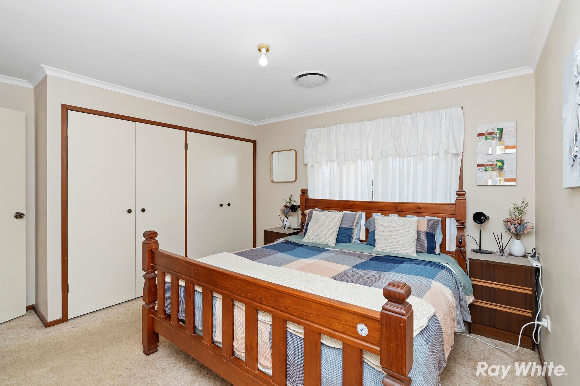 17 Warrambool Crescent, Glenfield Park NSW 2650, Glenfield Park - Thumbnail 8