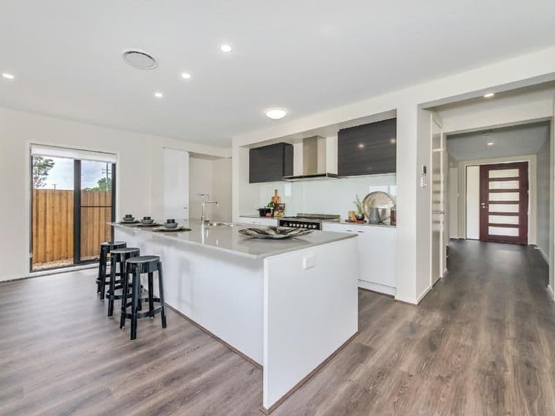 50 Majestic Crescent, Hemmant QLD 4174, Hemmant - Thumbnail 2