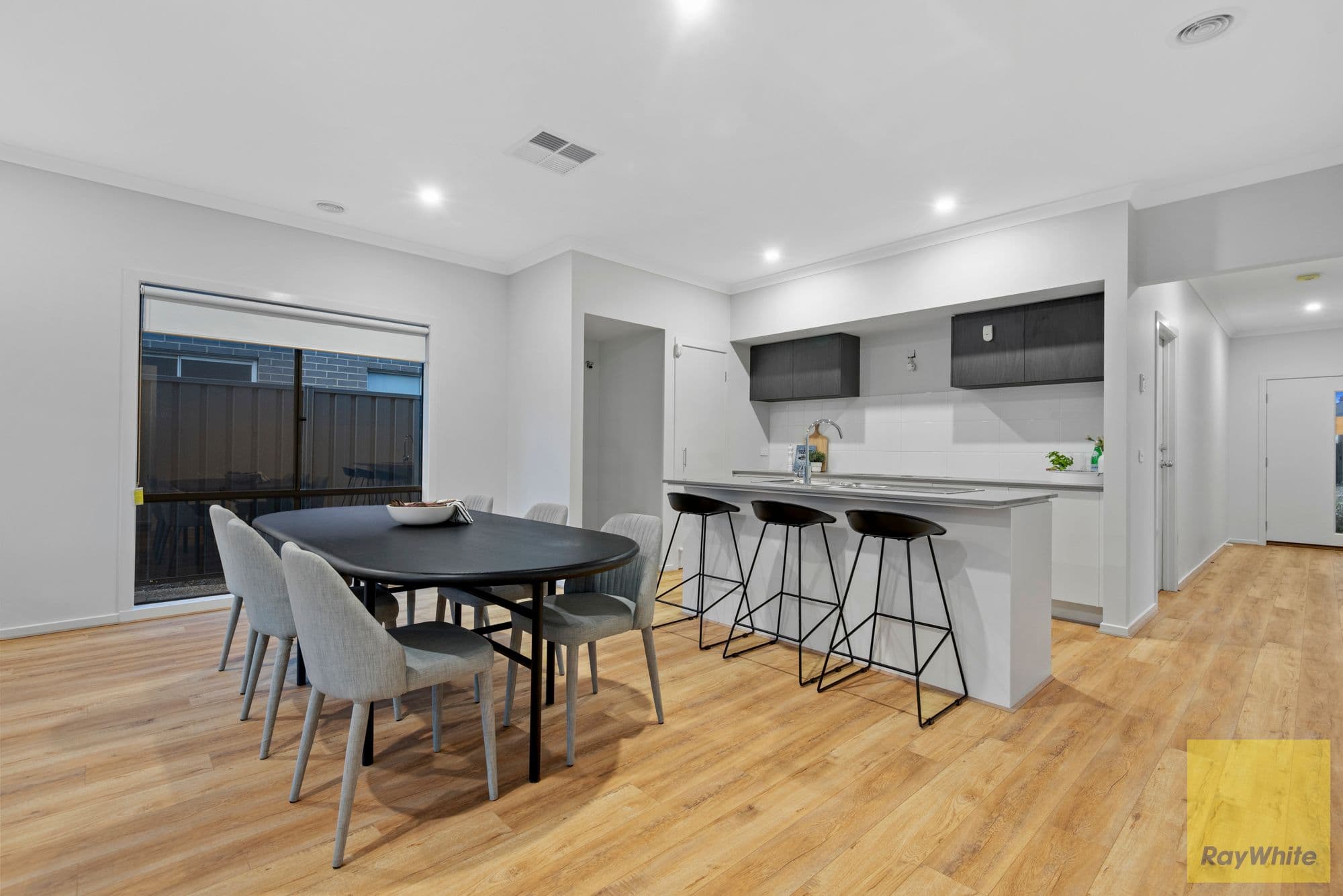 10 Alutu Road, Truganina VIC 3029, Truganina - Thumbnail 8