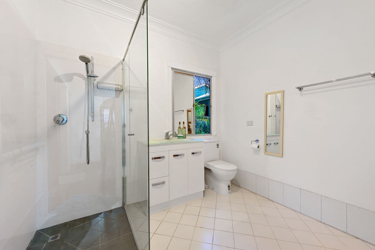 9 Ashby Street, Fairfield QLD 4103, Fairfield - Thumbnail 4