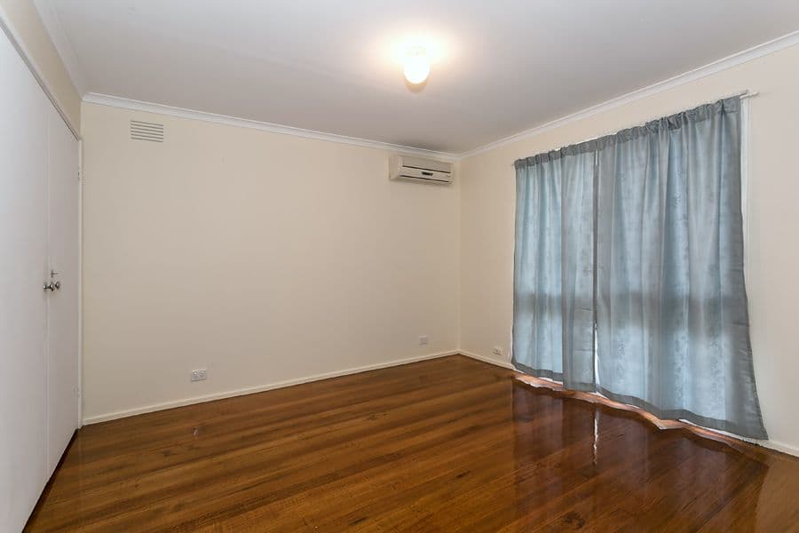 50 Grevillea Road, KINGS PARK VIC 3021, Kings Park - Thumbnail 3