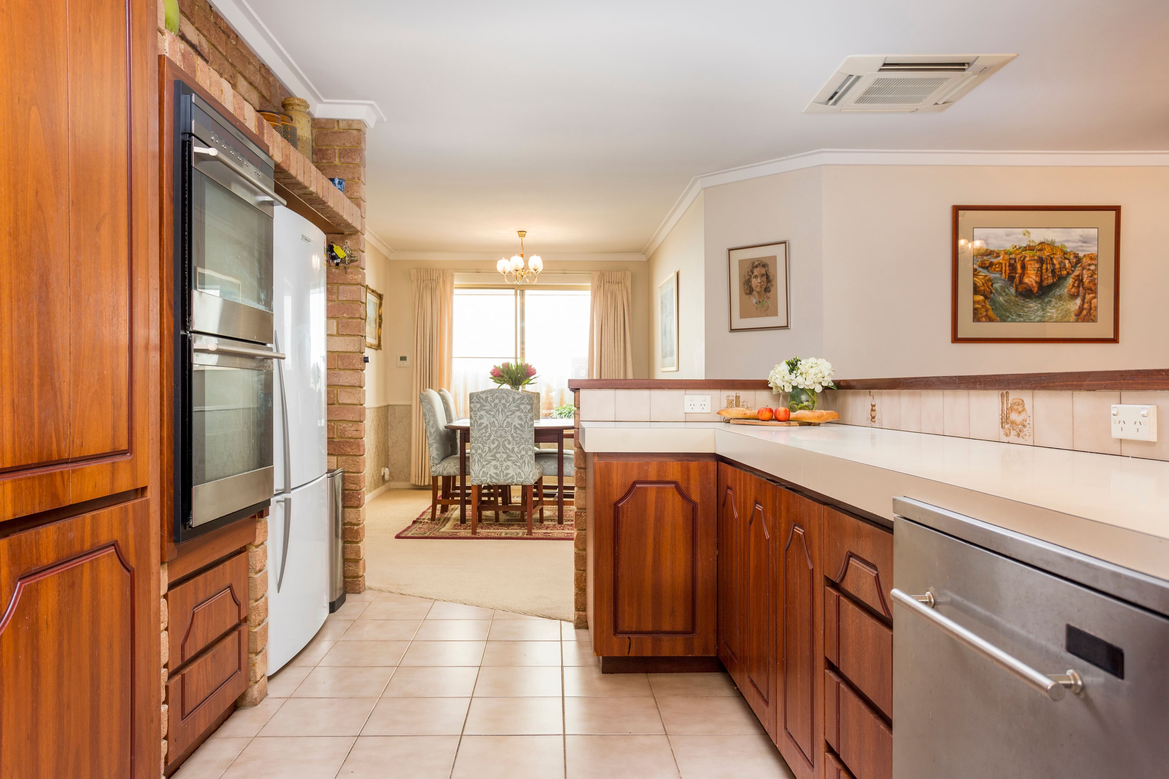 13 Buckingham Crescent, Kardinya WA 6163, Kardinya - Thumbnail 5