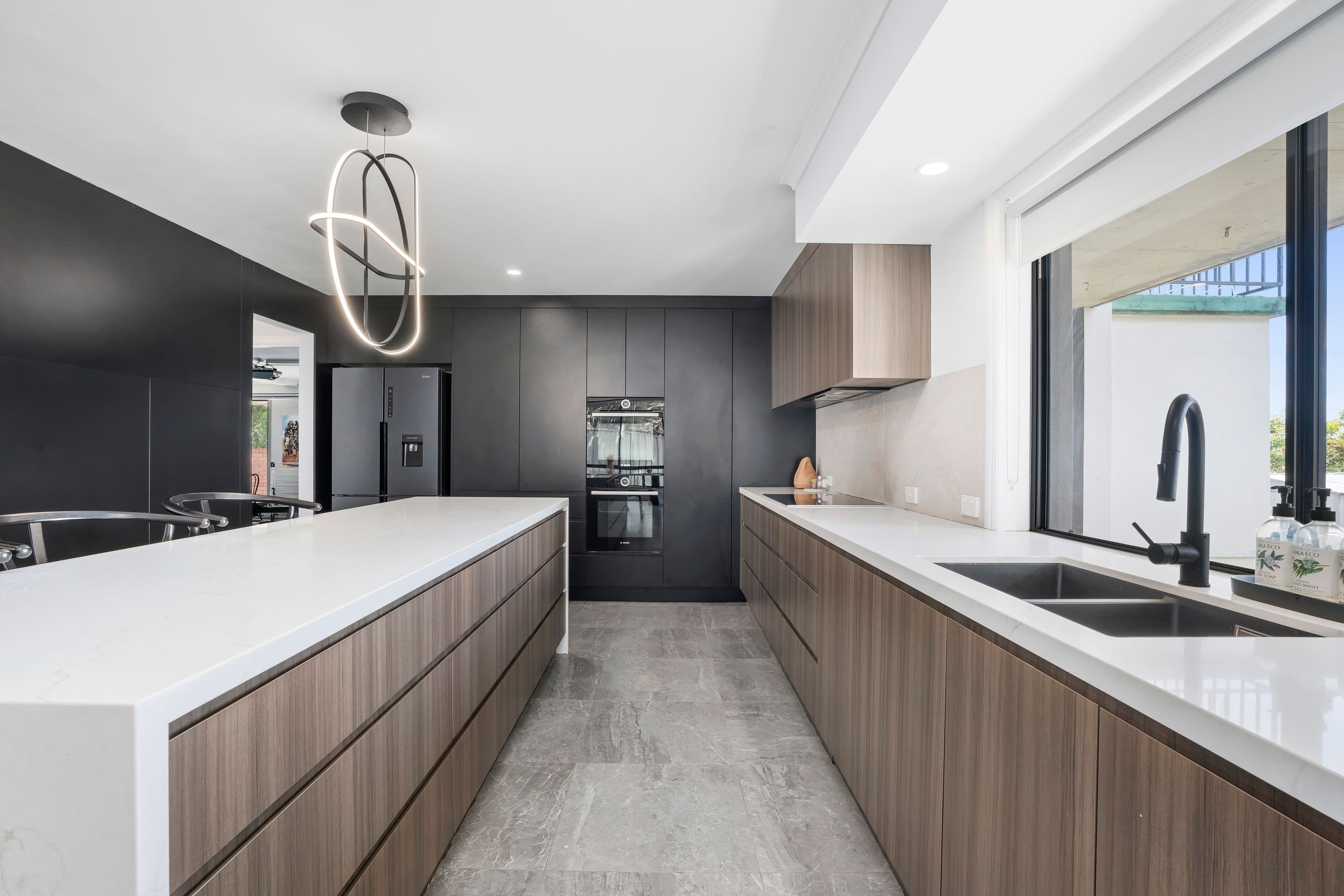 14 Carrumbella Drive, Arundel QLD 4214, Arundel - Thumbnail 6