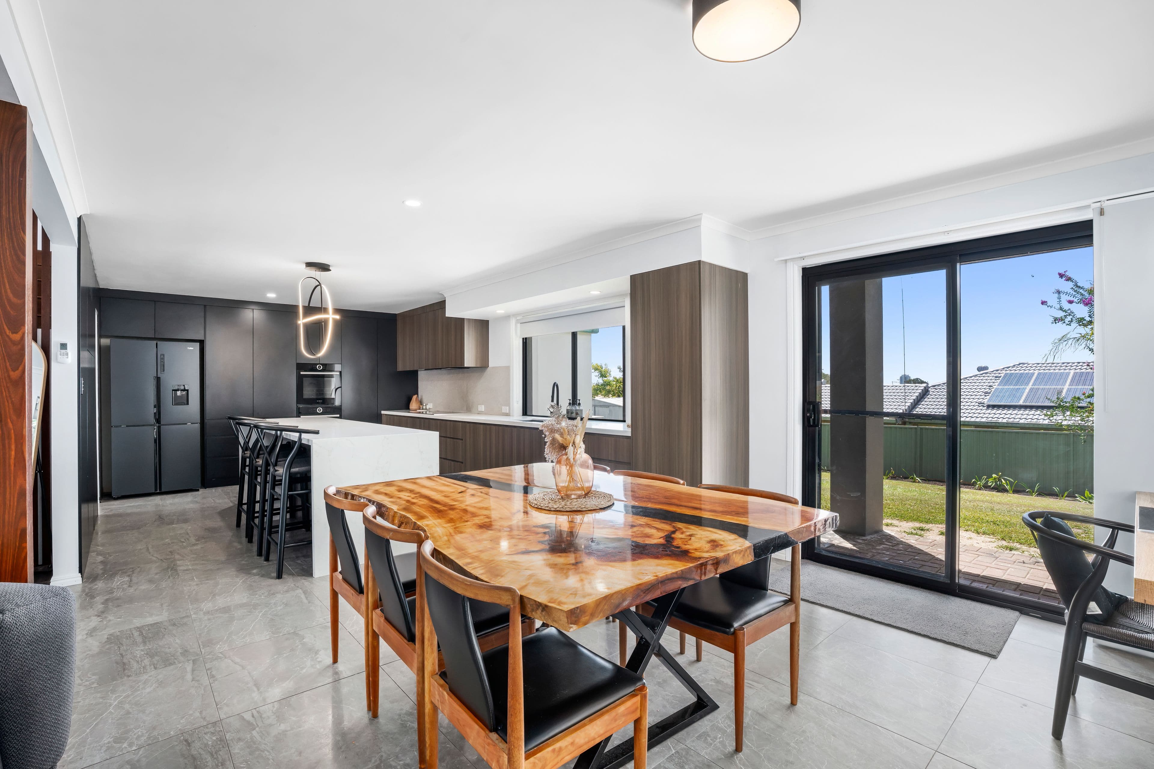 14 Carrumbella Drive, Arundel QLD 4214, Arundel - Thumbnail 8