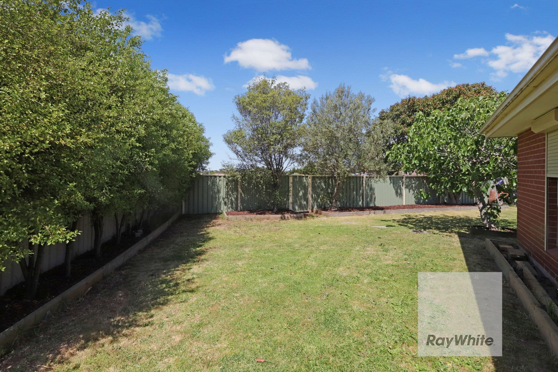 20 Natya Court, Westmeadows VIC 3049, Westmeadows - Thumbnail 2