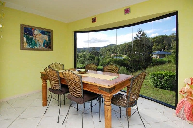 12 Gleneagle Court, BONOGIN QLD 4213, Bonogin - Thumbnail 3