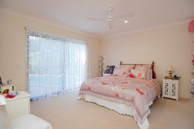 12 Gleneagle Court, BONOGIN QLD 4213, Bonogin - Thumbnail 6