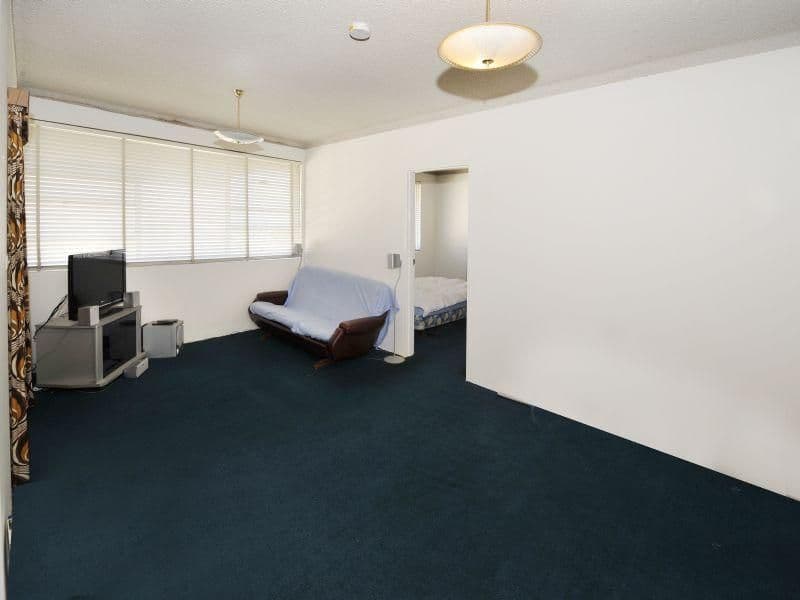 11 MacMillan Street, Mooroolbark, VIC, 3138, Mooroolbark - Thumbnail 2