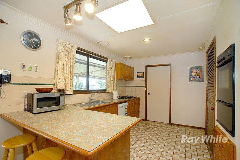 5 Canterbury Street, CRANBOURNE VIC 3977, Cranbourne - Thumbnail 3
