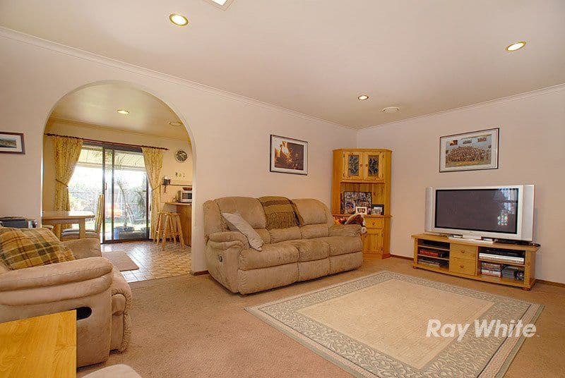 5 Canterbury Street, CRANBOURNE VIC 3977, Cranbourne - Thumbnail 5