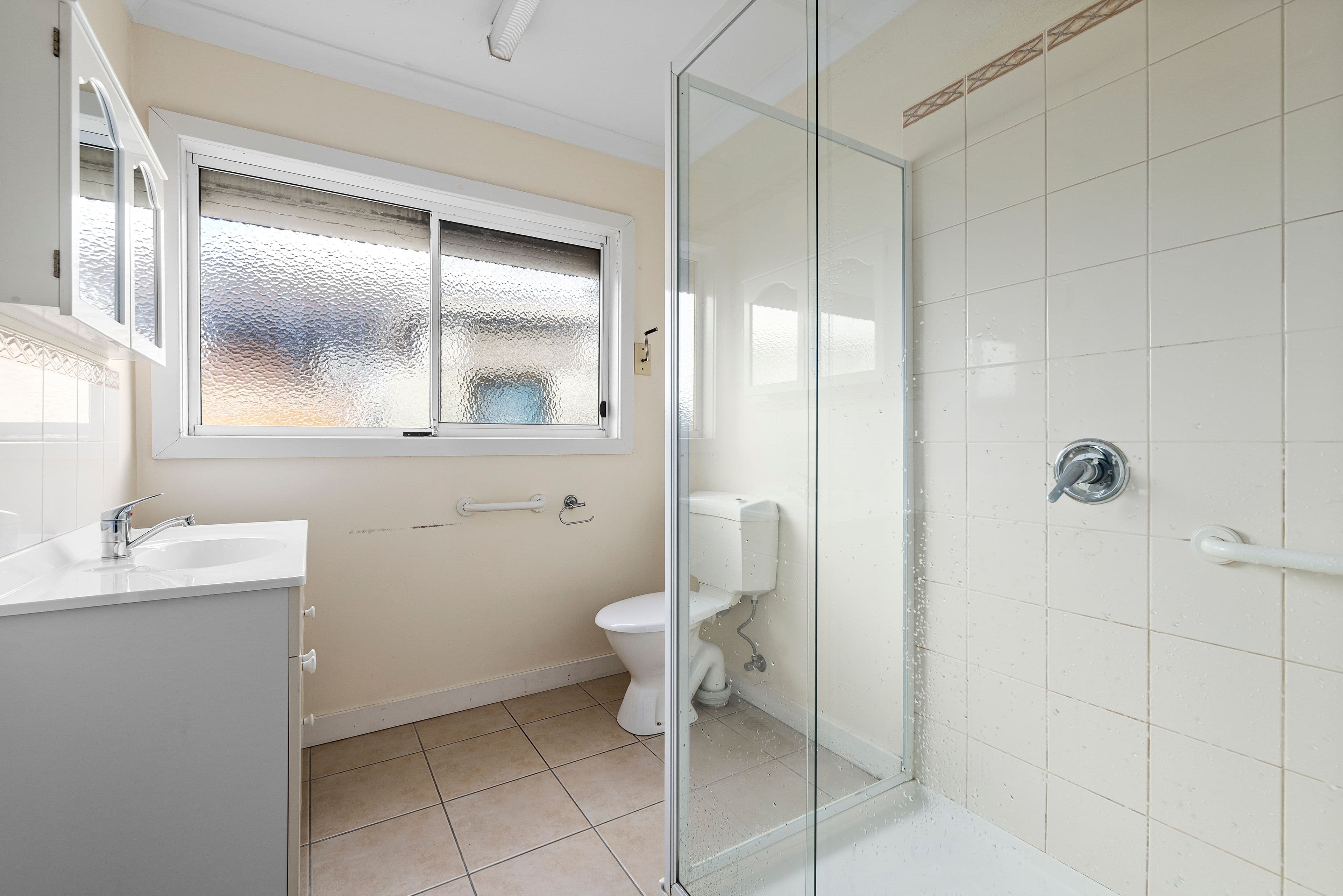 16 Lawson Street, Sunbury VIC 3429, Sunbury - Thumbnail 8