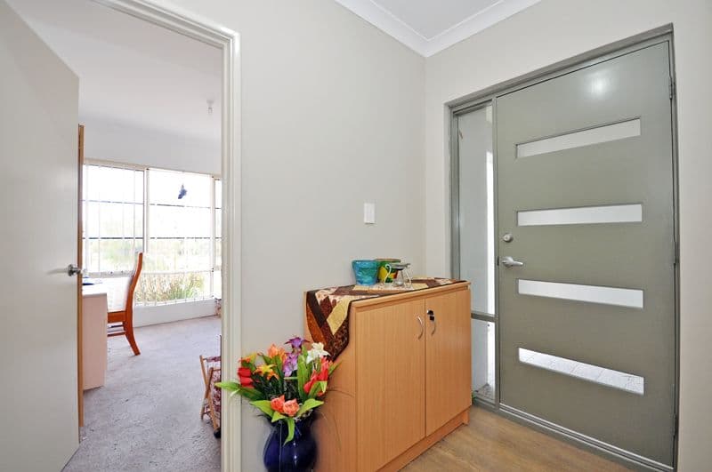 141 Banrock Drive, Ellenbrook WA 6069, Ellenbrook - Thumbnail 3