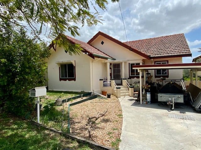 19 Boronia Avenue, Holland Park West QLD 4121, Holland Park West - Image 1
